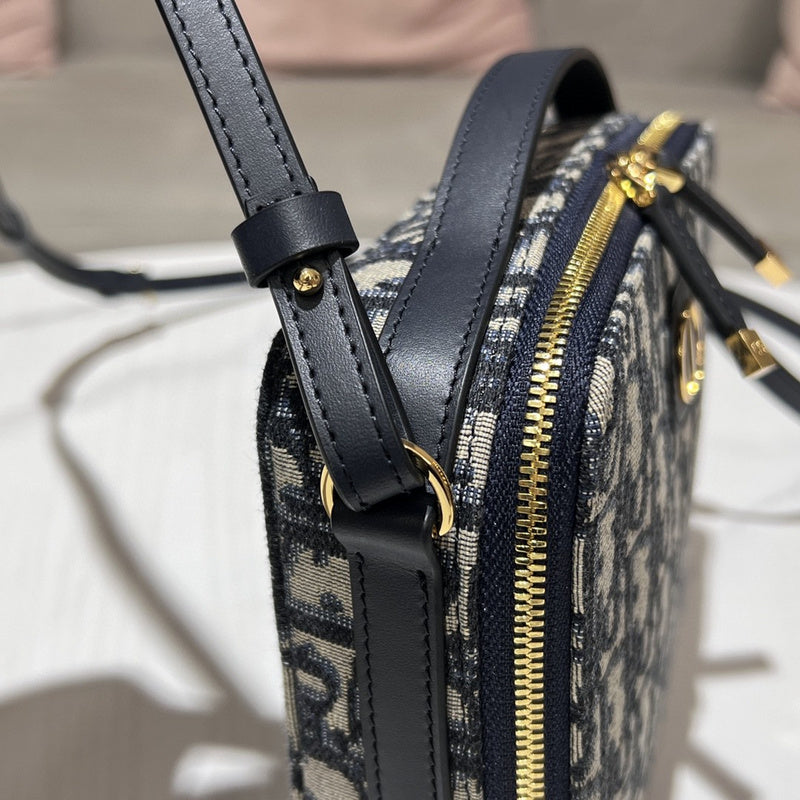 Glami Fashion - DIR Bags - 2027