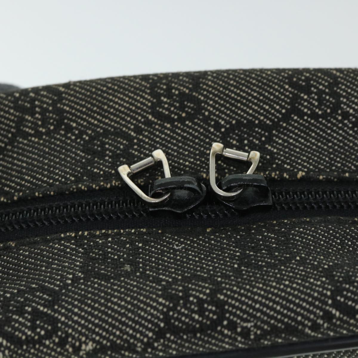 GUCCI GG Canvas Shoulder Bag Black 03136 ac2200