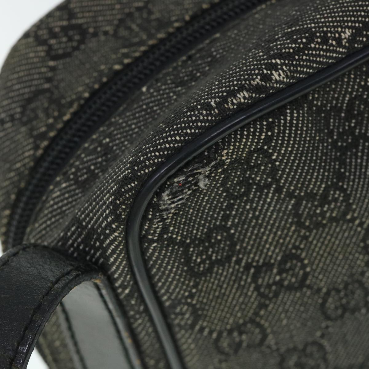 GUCCI GG Canvas Shoulder Bag Black 03136 ac2200