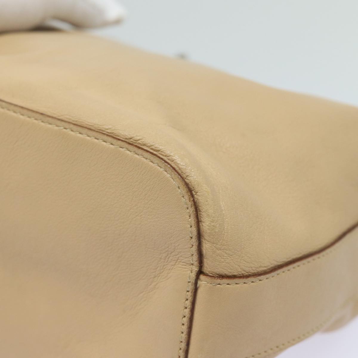 GUCCI Chain Shoulder Bag Leather Beige 001 3874 ac3127