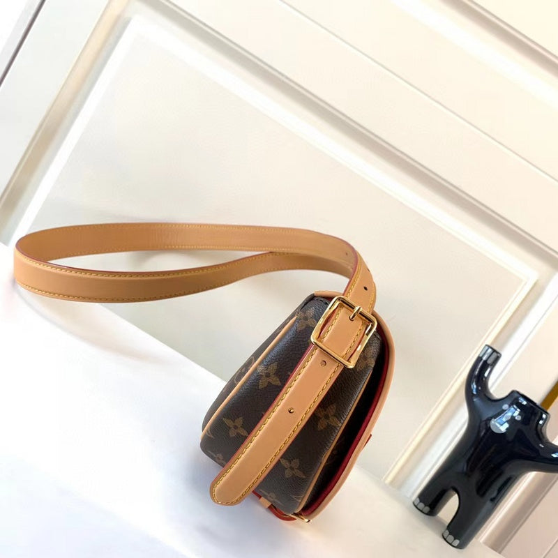 LOV2 Bags - Luxurious Bags  1083