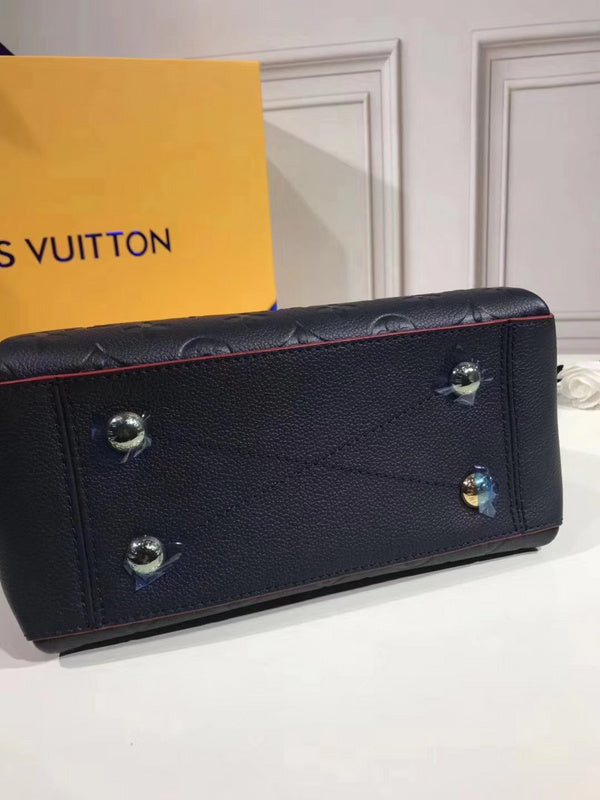 LOV2 Bags - Luxurious Bags  1077