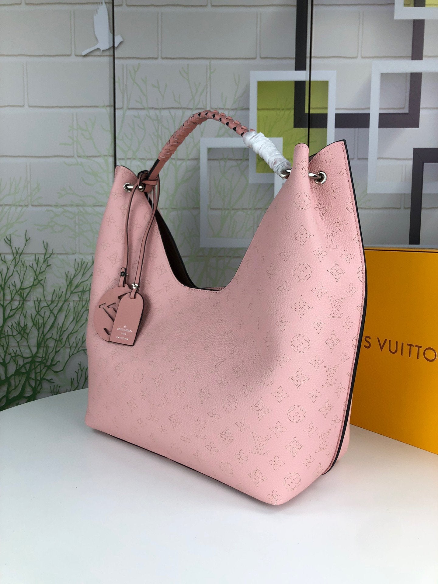 EN - New Arrival Bags LUV 050