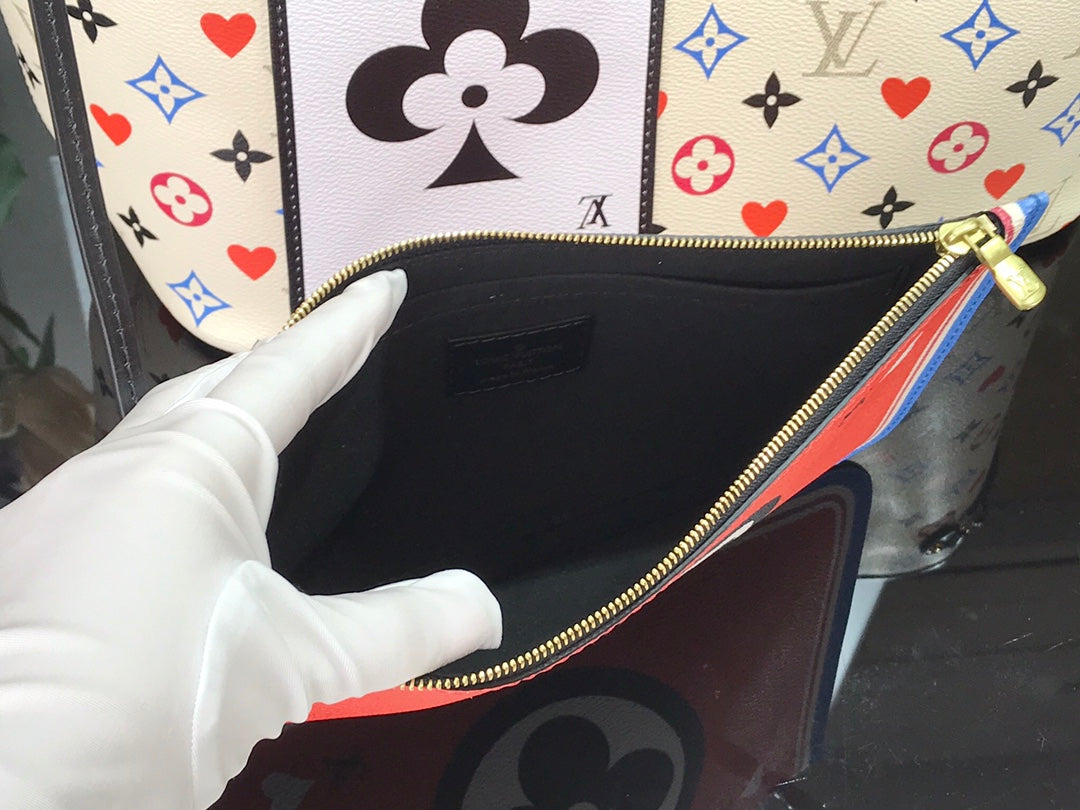 LV Neverfull MM Game On Tote Bag Monogram Canvas White By Nicolas Ghesquiere For Women, WomenÃ¢â‚¬â„¢s Handbags, Shoulder Bags 12.2in/31cm LV M57462