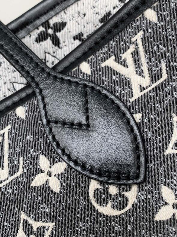 SAMC - LOV Bags - 1396