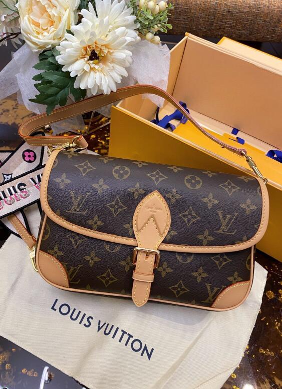 SAMC - LOV Bags - 1586