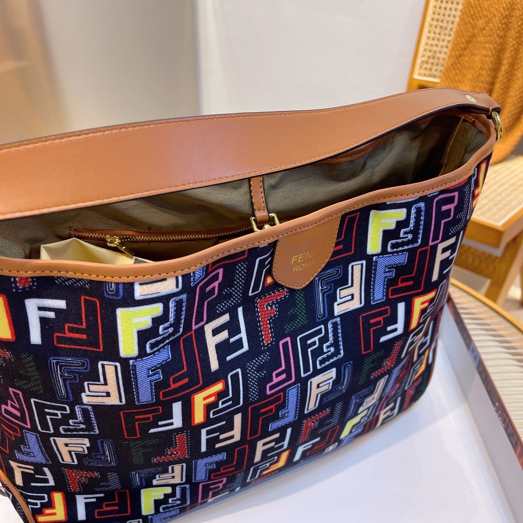 EN - New Arrival Bags FEI 194