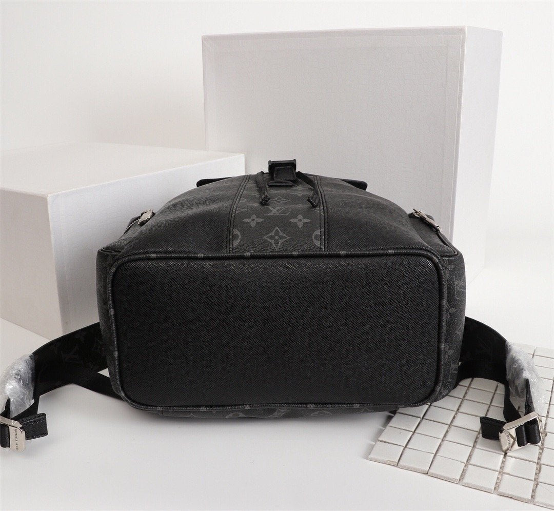 EN - New Arrival Bags LUV 228