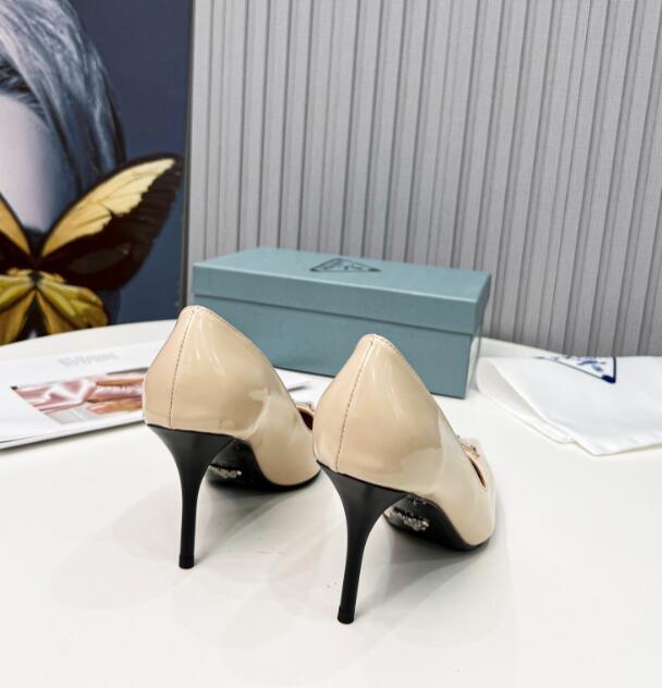 GlamyWomen Shoes - 351