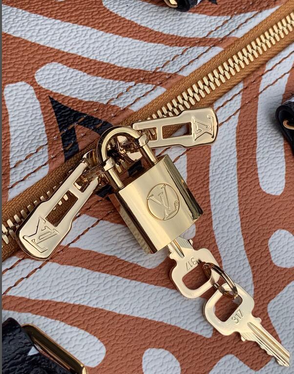 SAMC - LOV Bags - 2752
