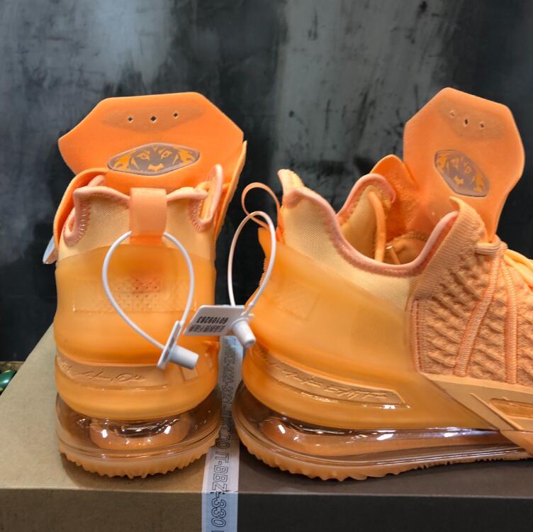 SAMC - NKE Shoes - 1707