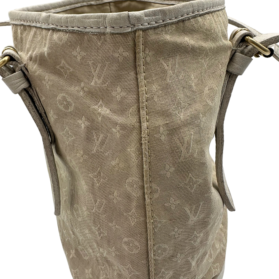 Bucket Lv