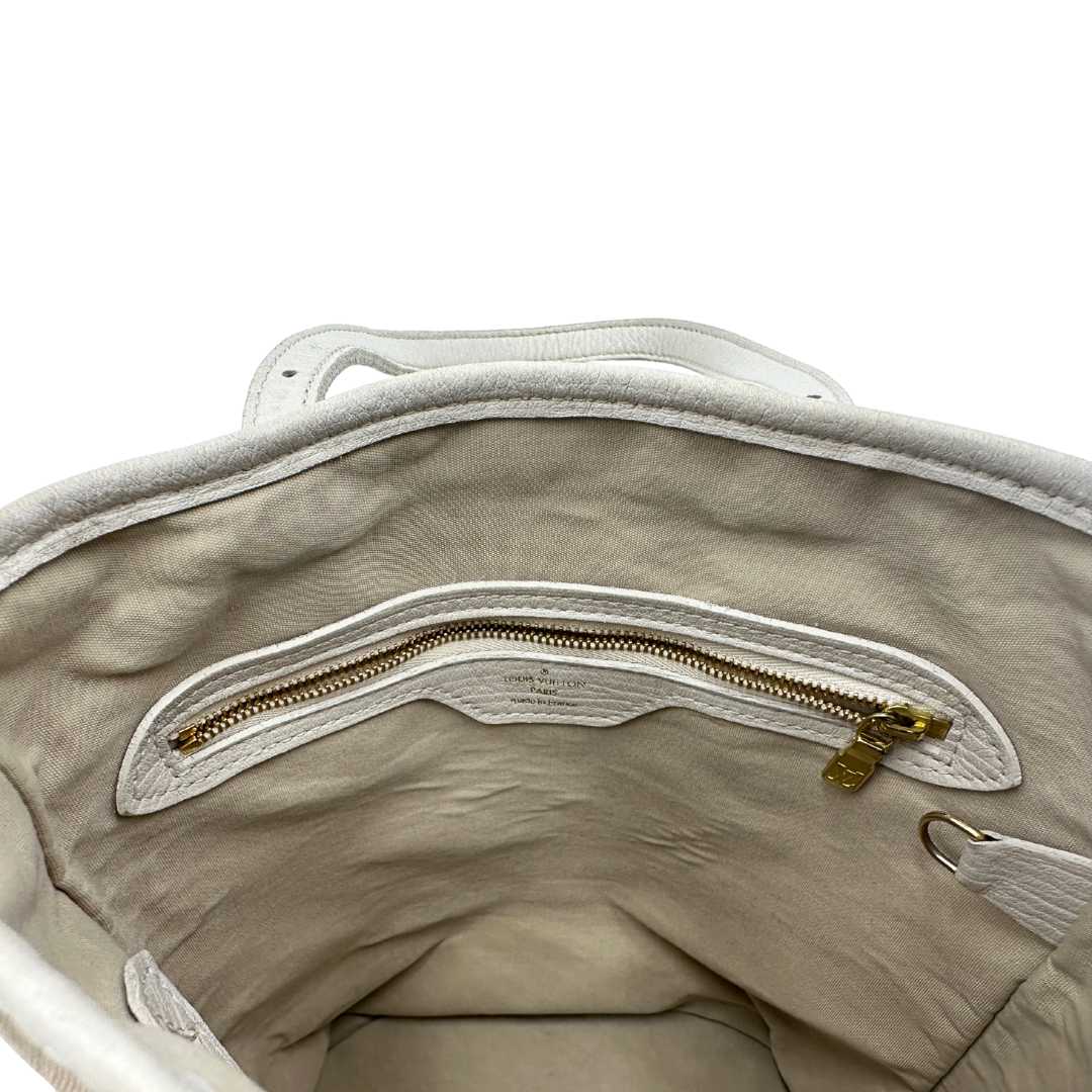 Bucket Lv