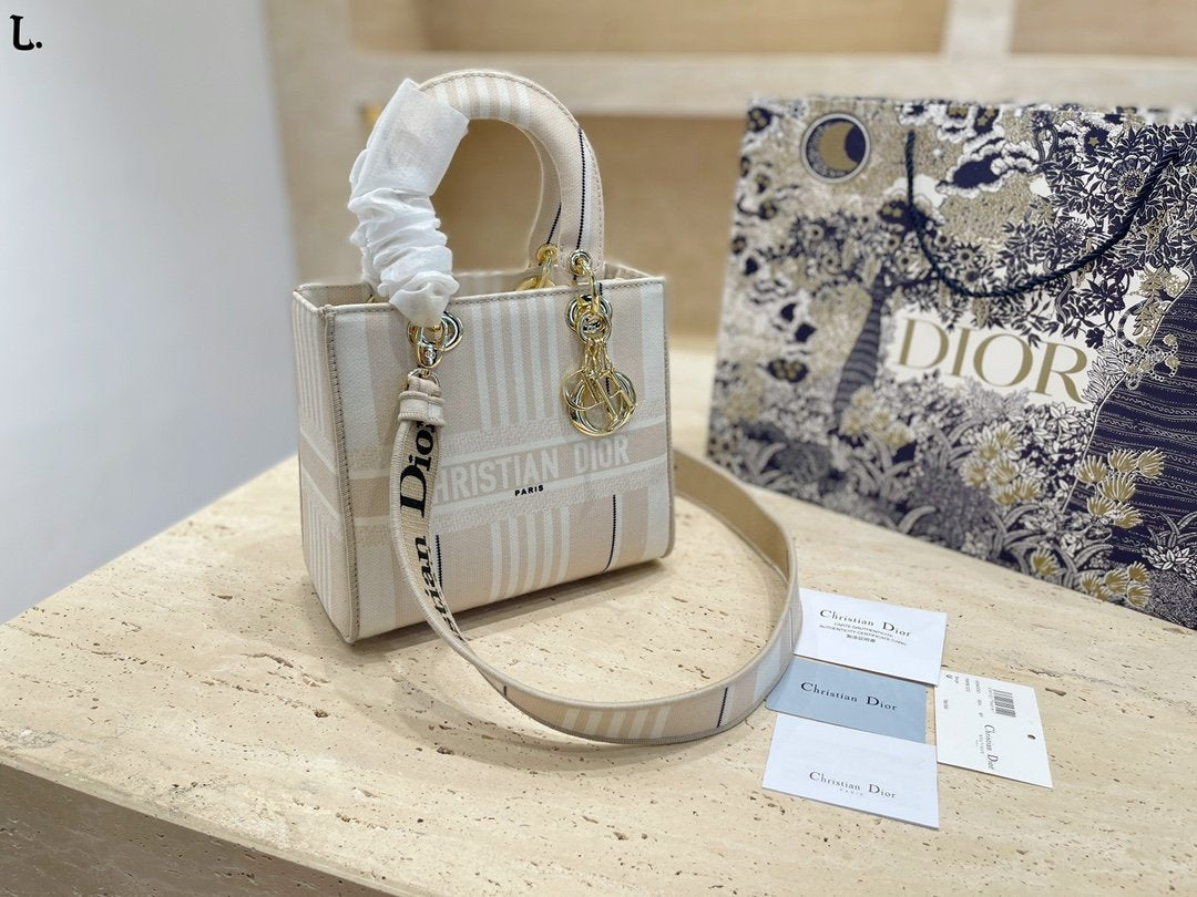 EN - New Arrival Bags DIR 330