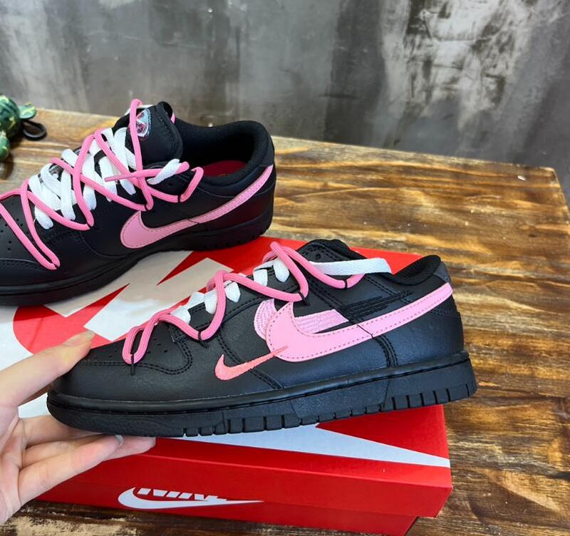 SAMC - NKE Shoes - 487