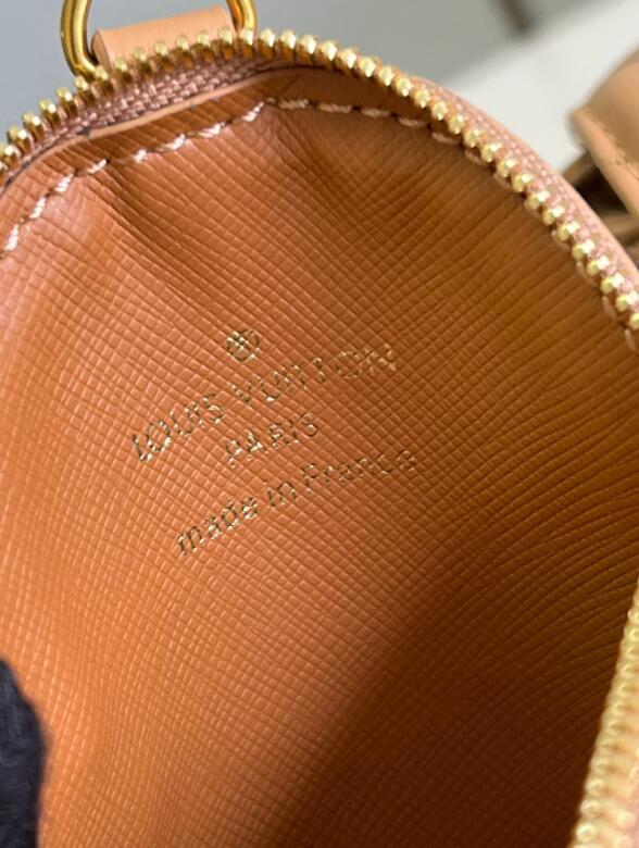 SAMC - LOV Bags - 020