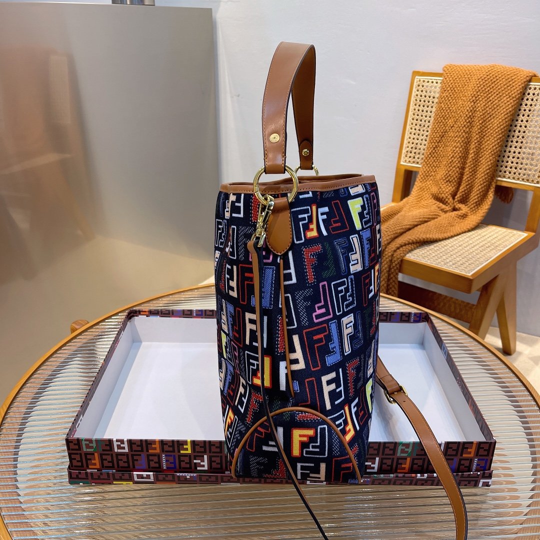 EN - New Arrival Bags FEI 194