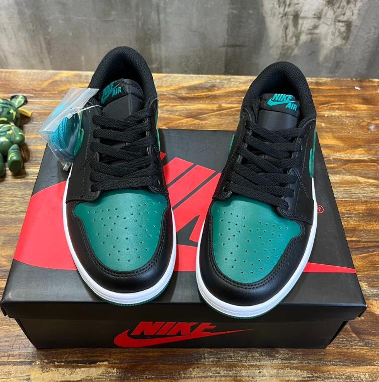 SAMC - NKE Shoes - 287