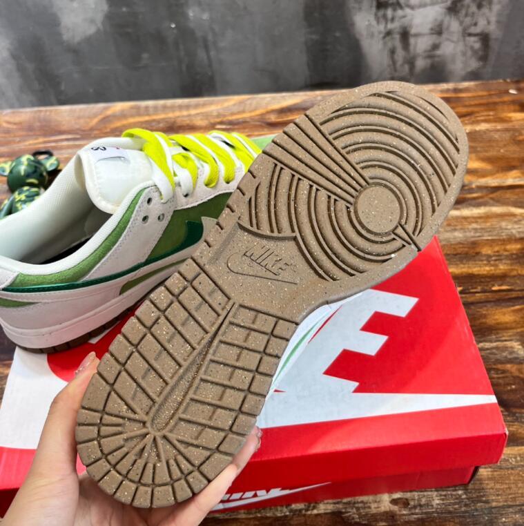 SAMC - NKE Shoes - 659