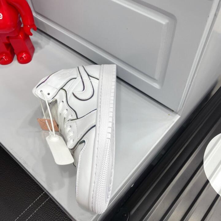 SAMC - NKE Shoes - 1608