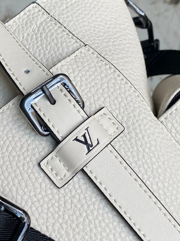 LOV2 Bags - Luxurious Bags  1205