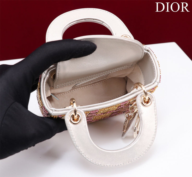 ELE - Dir Bags - 1698