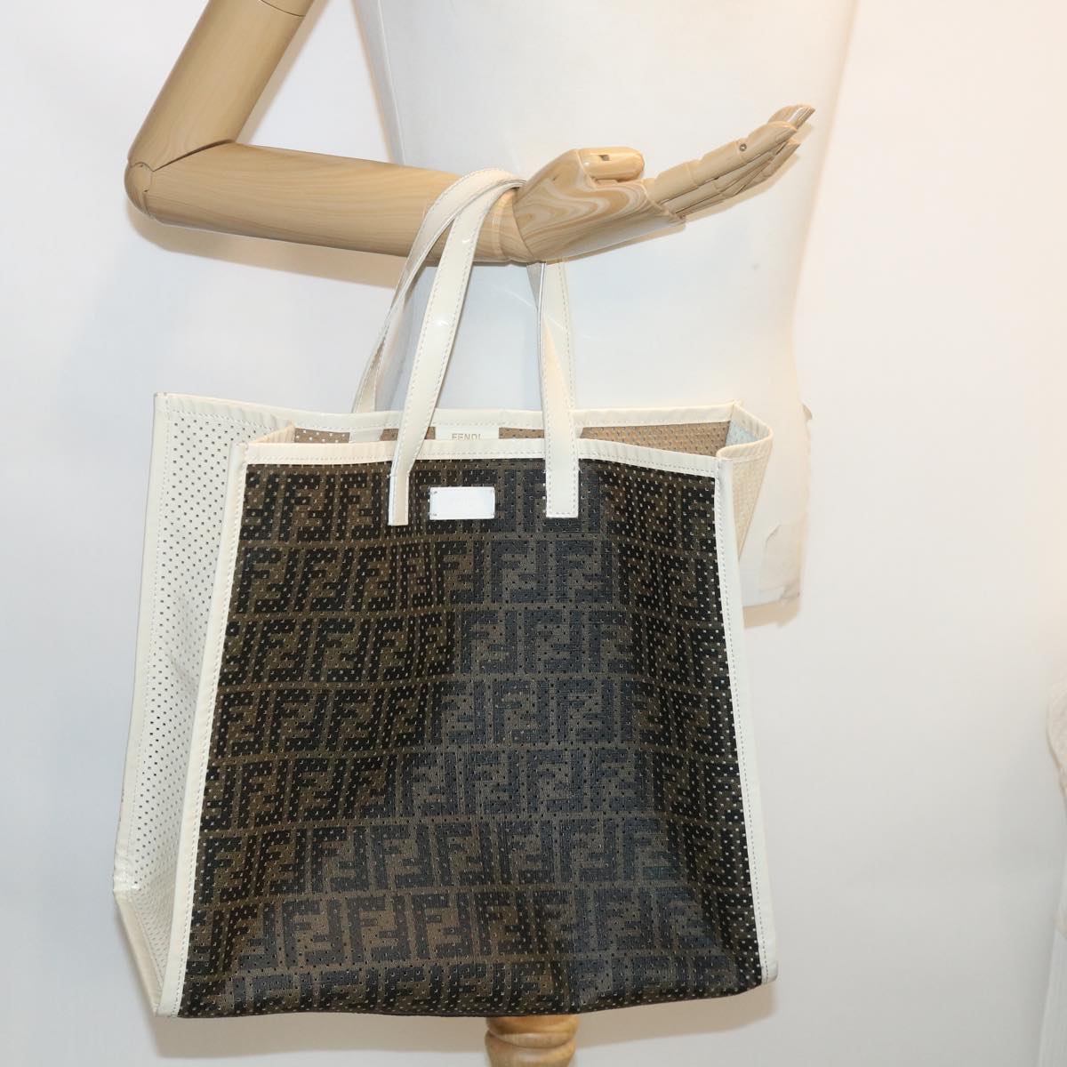 FENDI Zucca Canvas punching Tote Bag Brown am3208