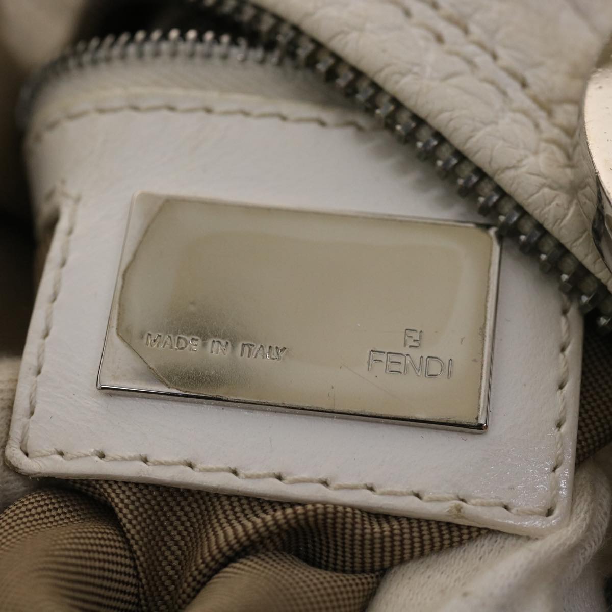 FENDI Shoulder Bag Leather White am4131