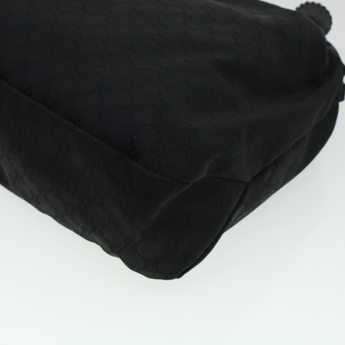 GUCCI GG Canvas Shoulder Bag Black 114900 am4367