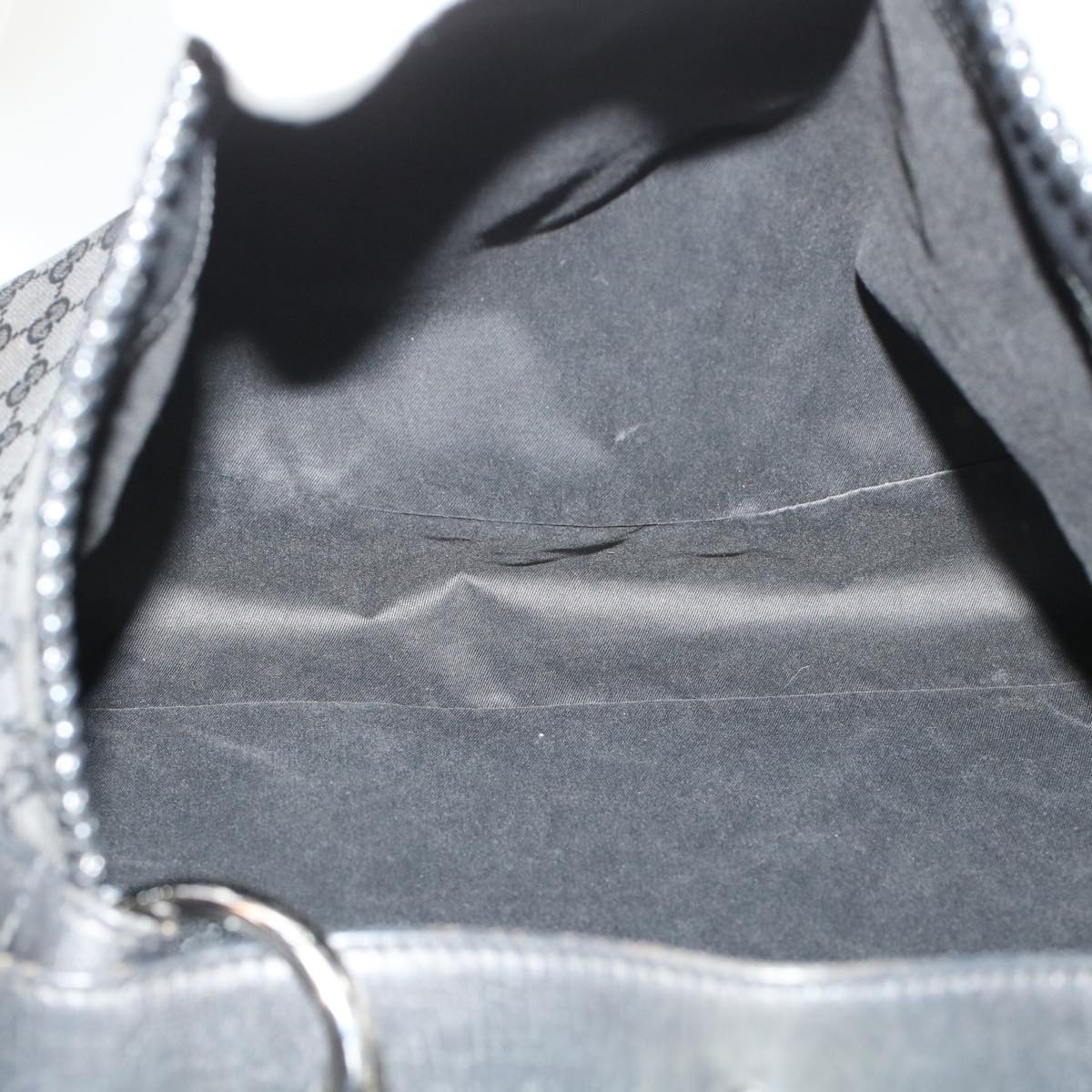 GUCCI GG Canvas Shoulder Bag Black 114900 am4367