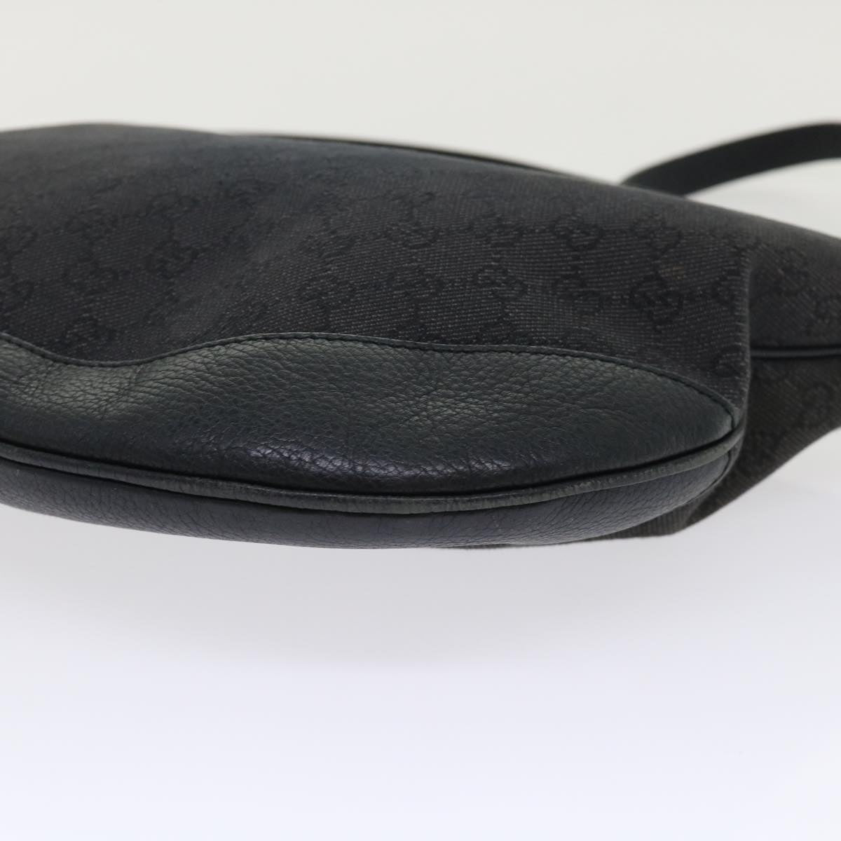 GUCCI GG Canvas Shoulder Bag Leather Black 272380 am4590