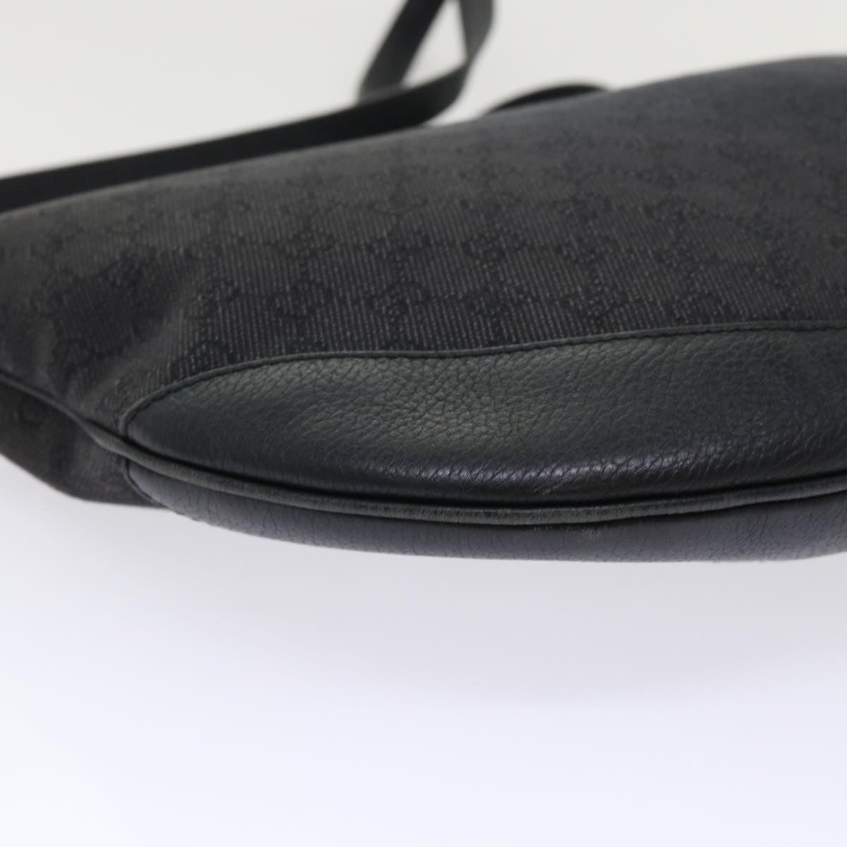 GUCCI GG Canvas Shoulder Bag Leather Black 272380 am4590