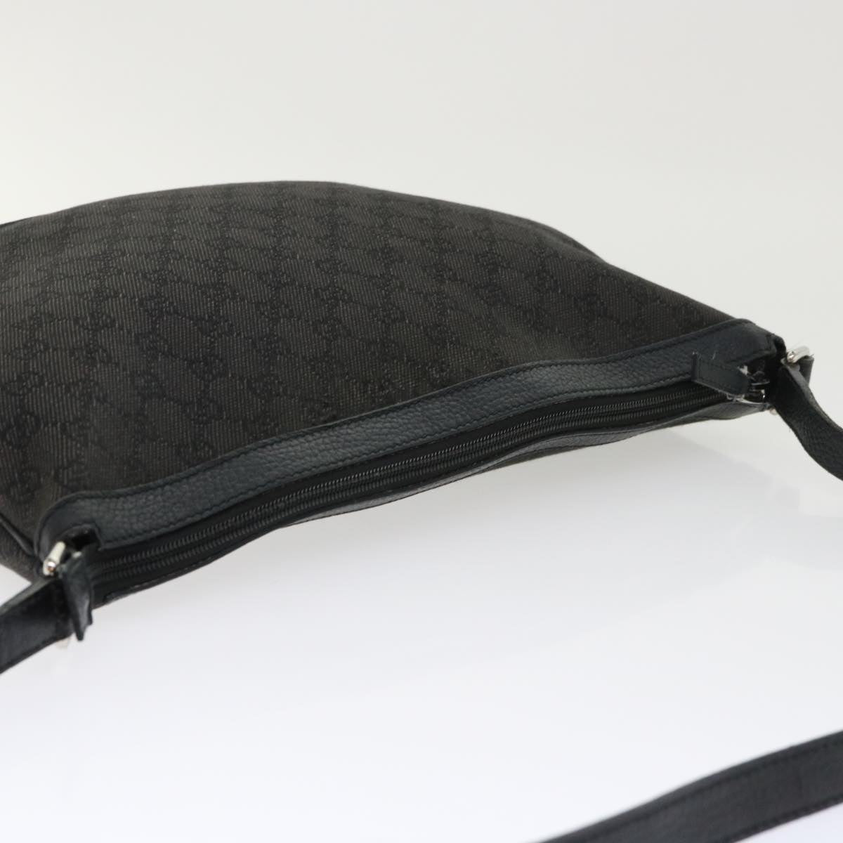 GUCCI GG Canvas Shoulder Bag Leather Black 272380 am4590