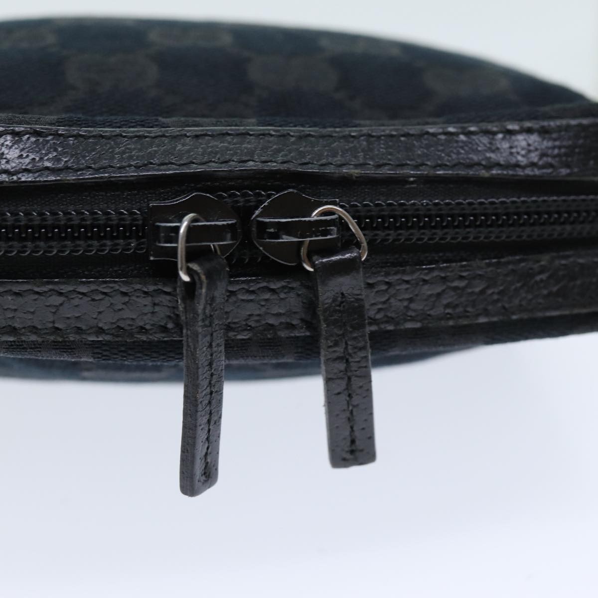 GUCCI GG Canvas Pouch Black 153129 am6148