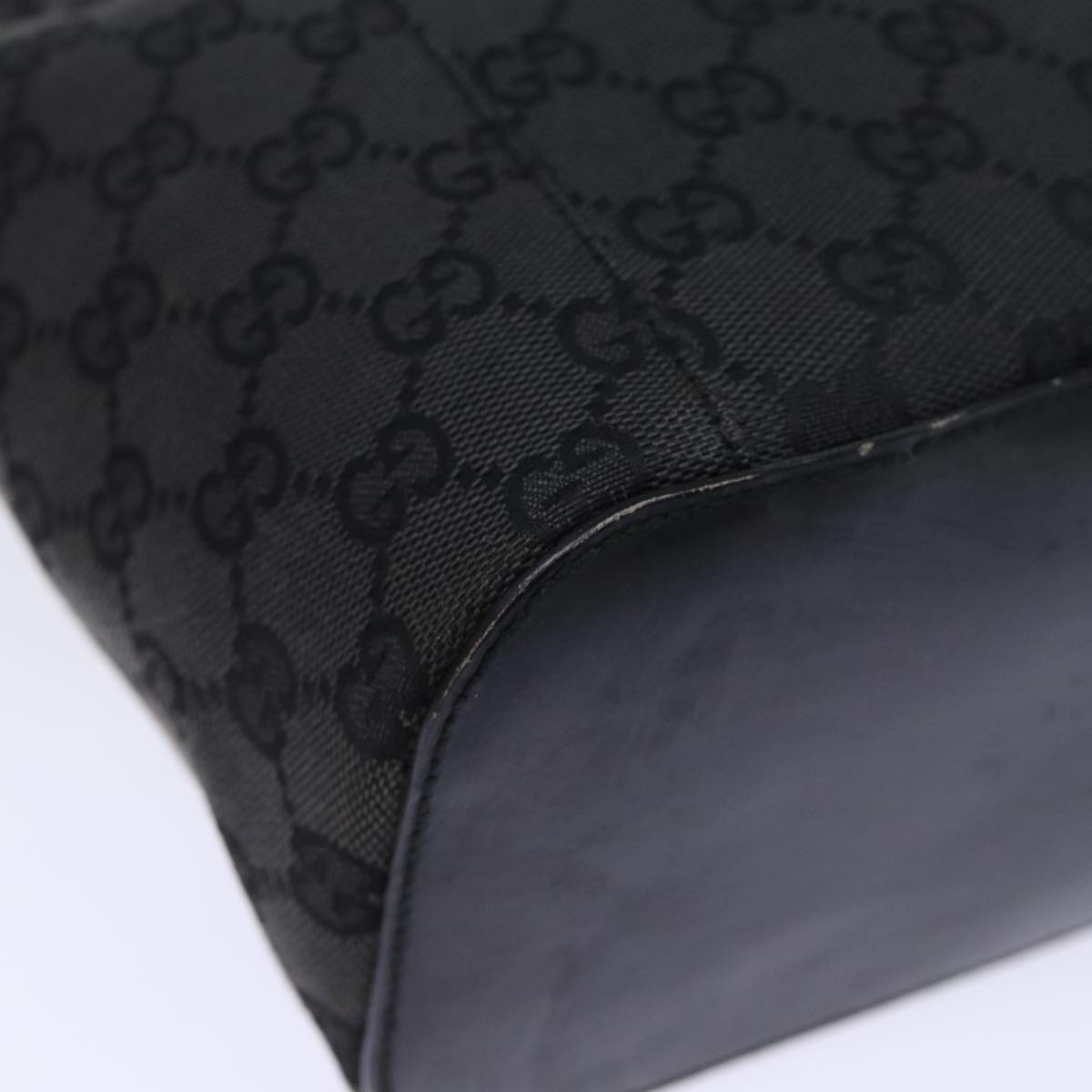 GUCCI GG Canvas Hand Bag Black 001 3750 am6155