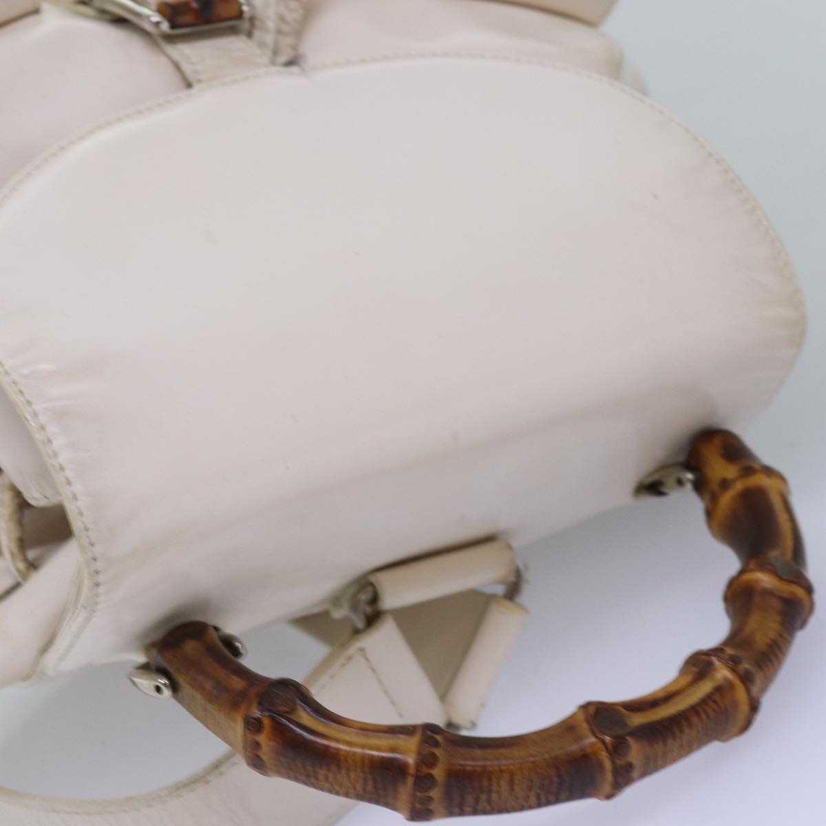 GUCCI Bamboo Hand Bag Patent leather White 003 2058 0016 5 am6347