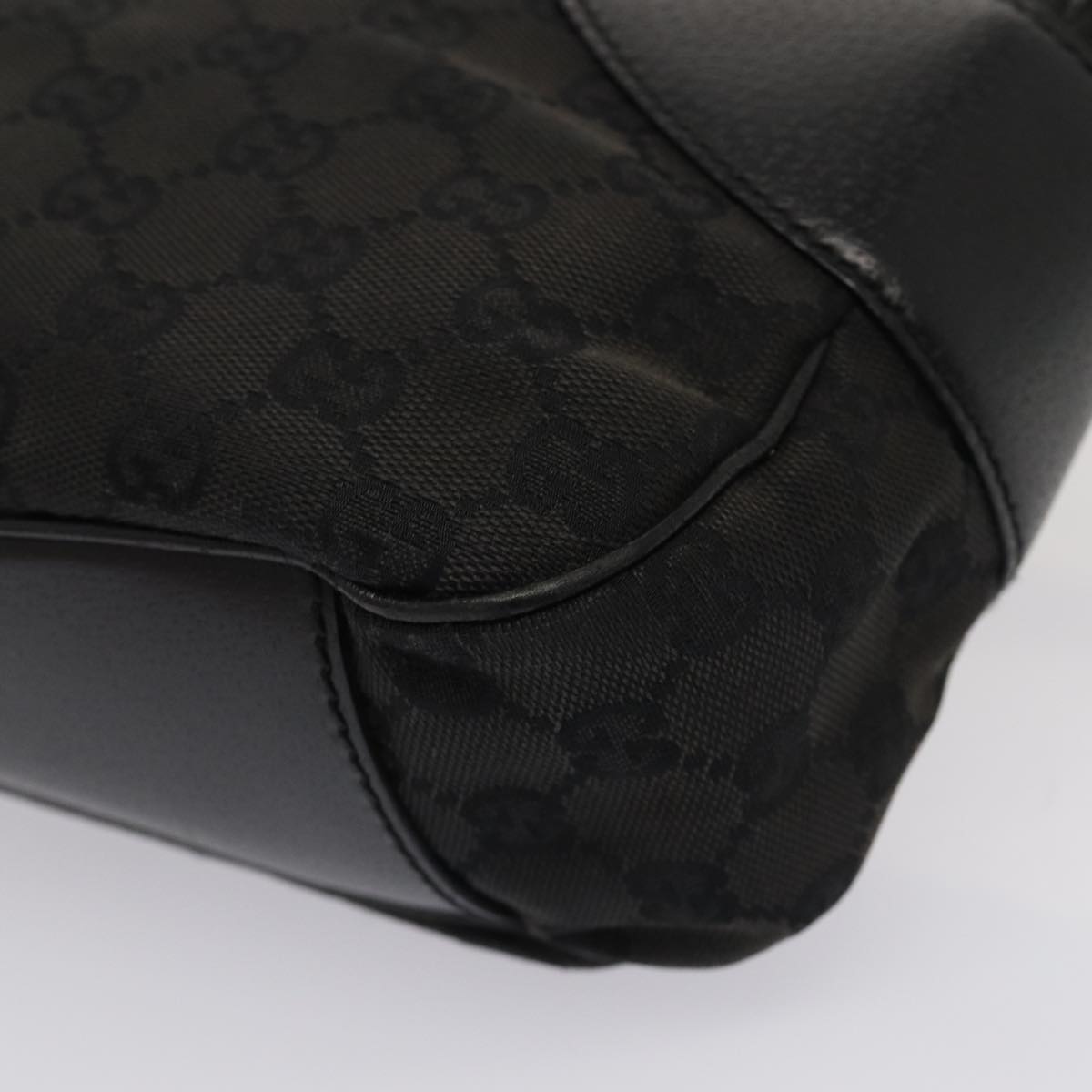 GUCCI GG Canvas Hand Bag Black 113012 am6614