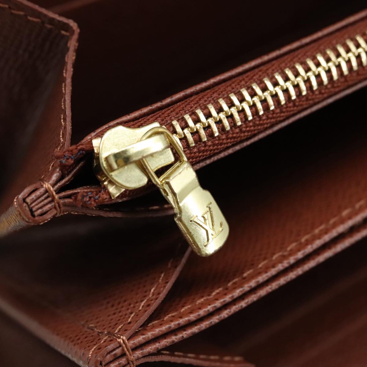 LOUIS VUITTON Monogram Zippy Wallet Long Wallet M42616 LV am7314