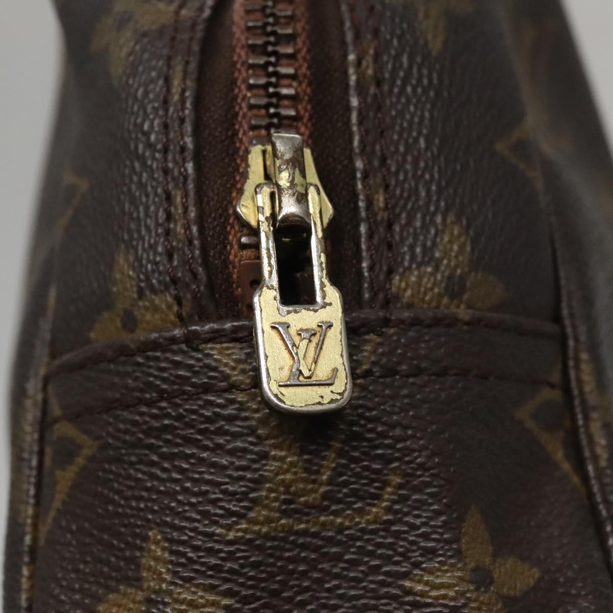 LOUIS VUITTON Monogram Trousse Toilette 28 Clutch Bag M47522 LV am7400