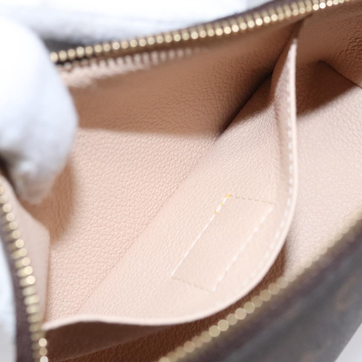LOUIS VUITTON Monogram Pochette Cosmetic PM Cosmetic Pouch M47515 LV am7401