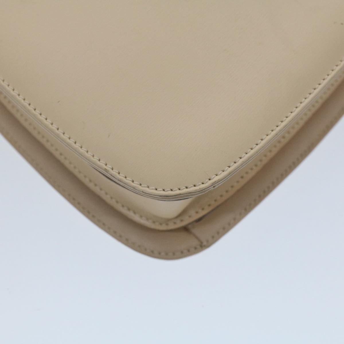 GUCCI Shoulder Bag Leather Beige ar10049B