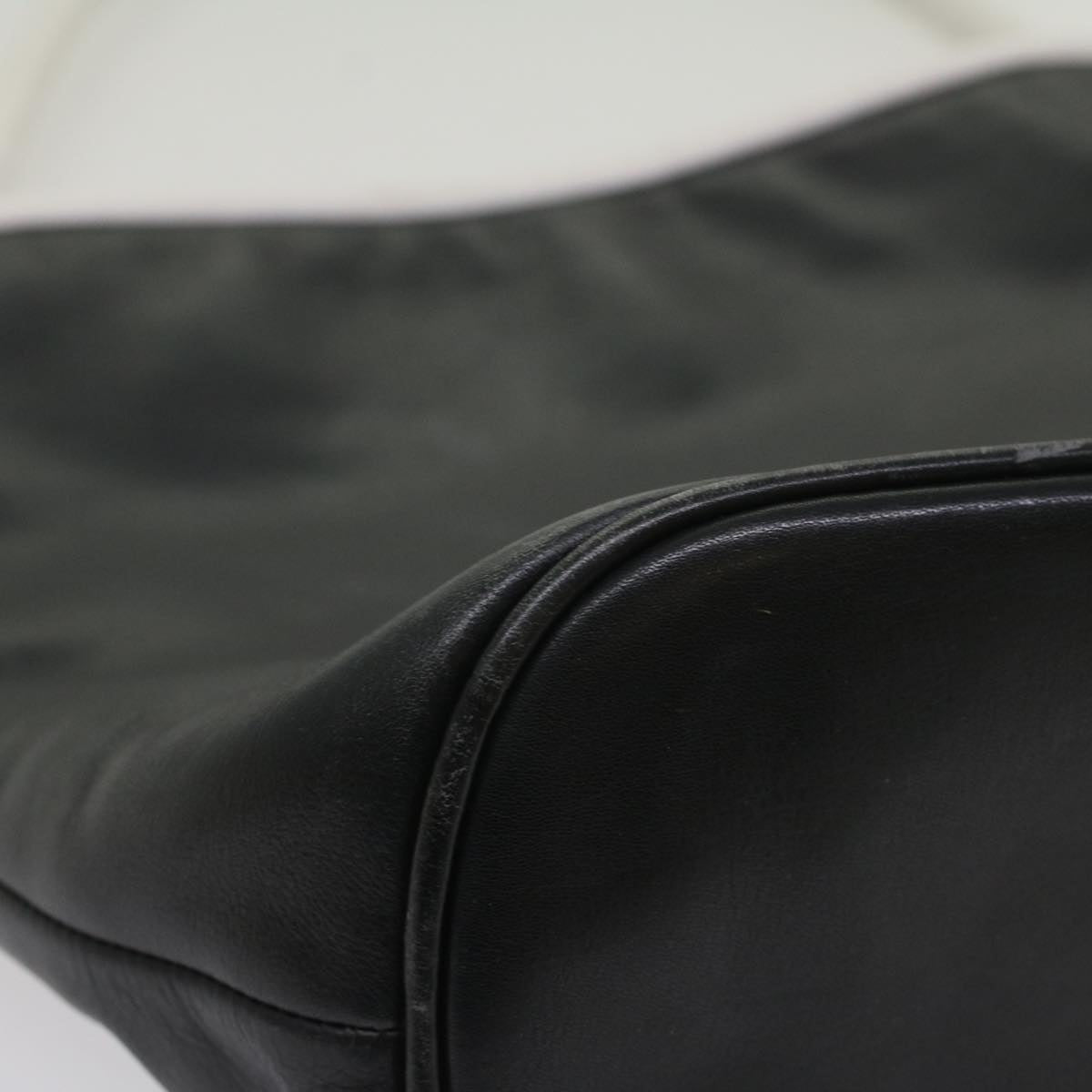 FENDI Shoulder Bag Leather Black ar10320