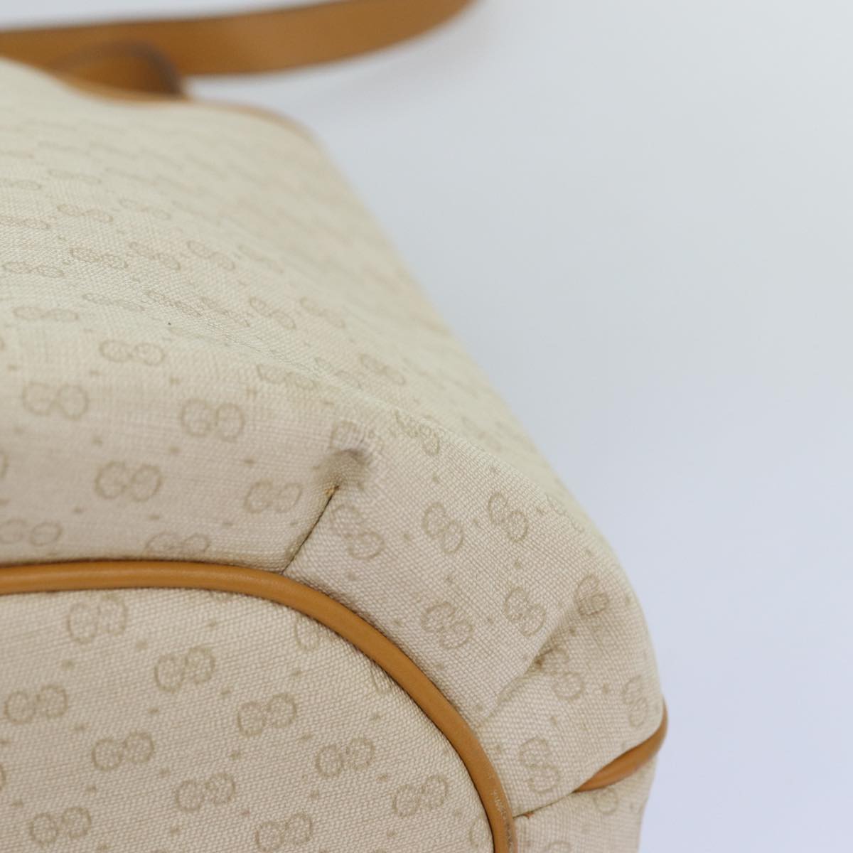 GUCCI Micro GG Supreme Shoulder Bag PVC Beige ar11825