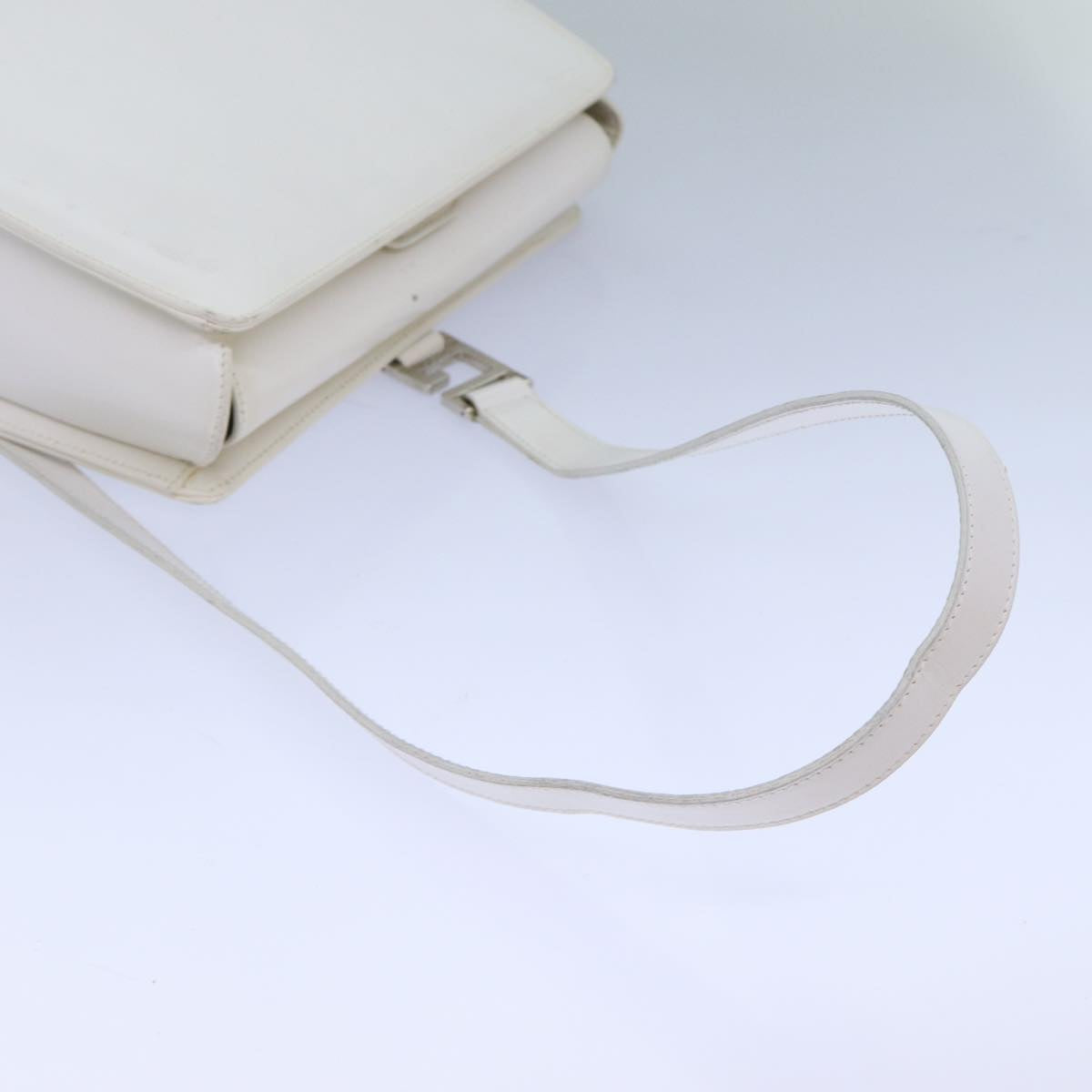 GUCCI Body Bag Leather White ar12042