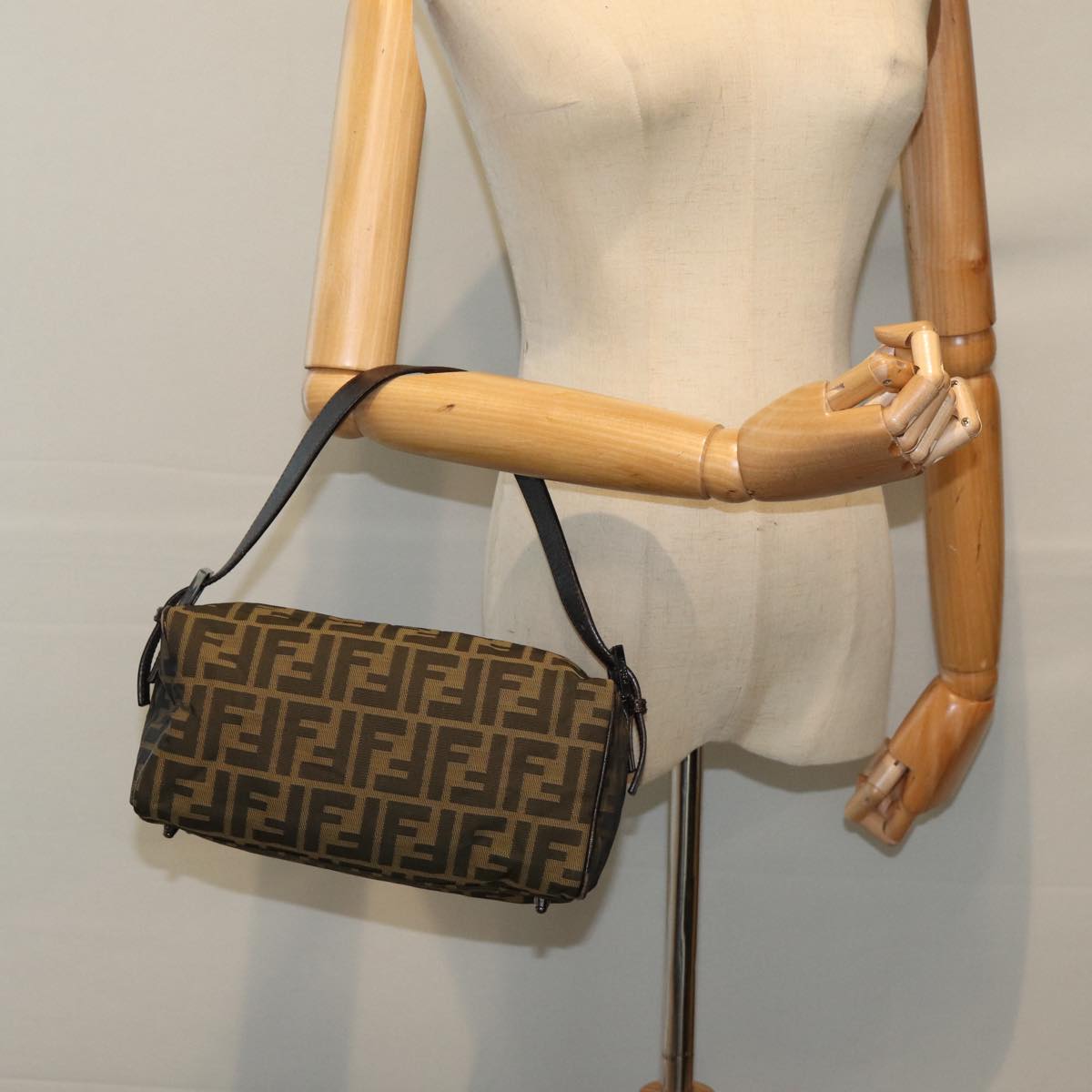 FENDI Zucca Canvas Hand Bag Brown Black ar12386