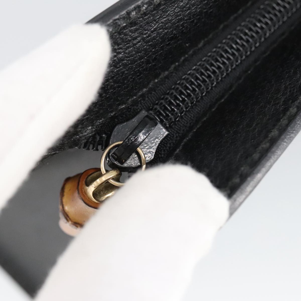 GUCCI Clutch Bag Leather Black Gold ar13009