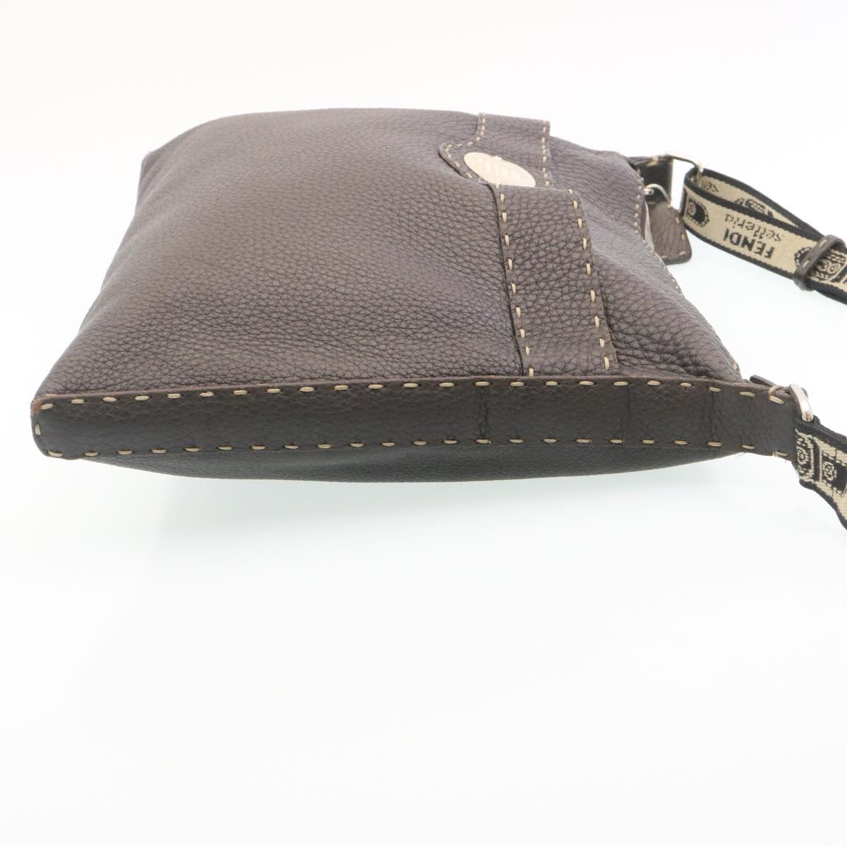 FENDI Shoulder Bag Leather Brown ar6319