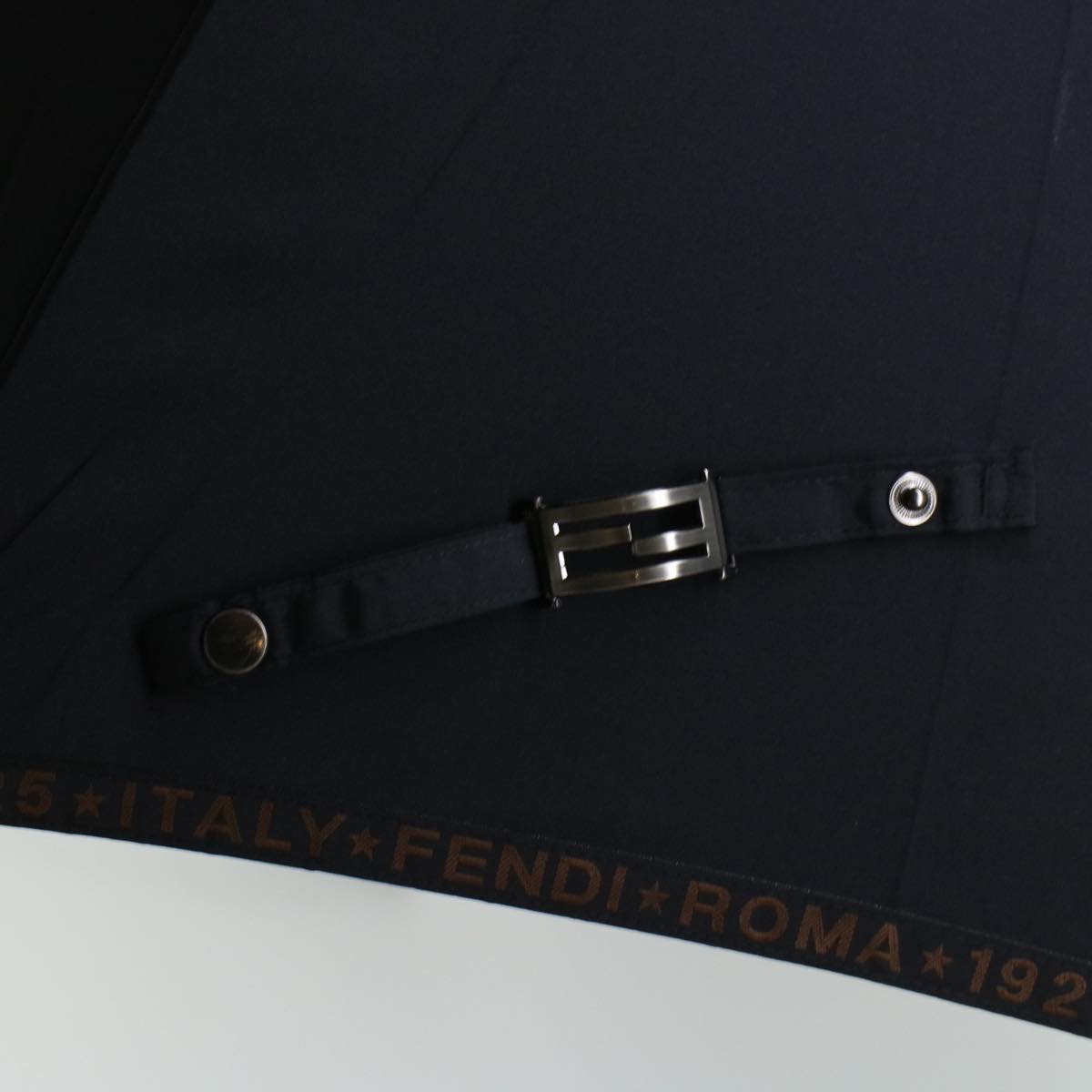 FENDI Umbrella Nylon Black ar9515