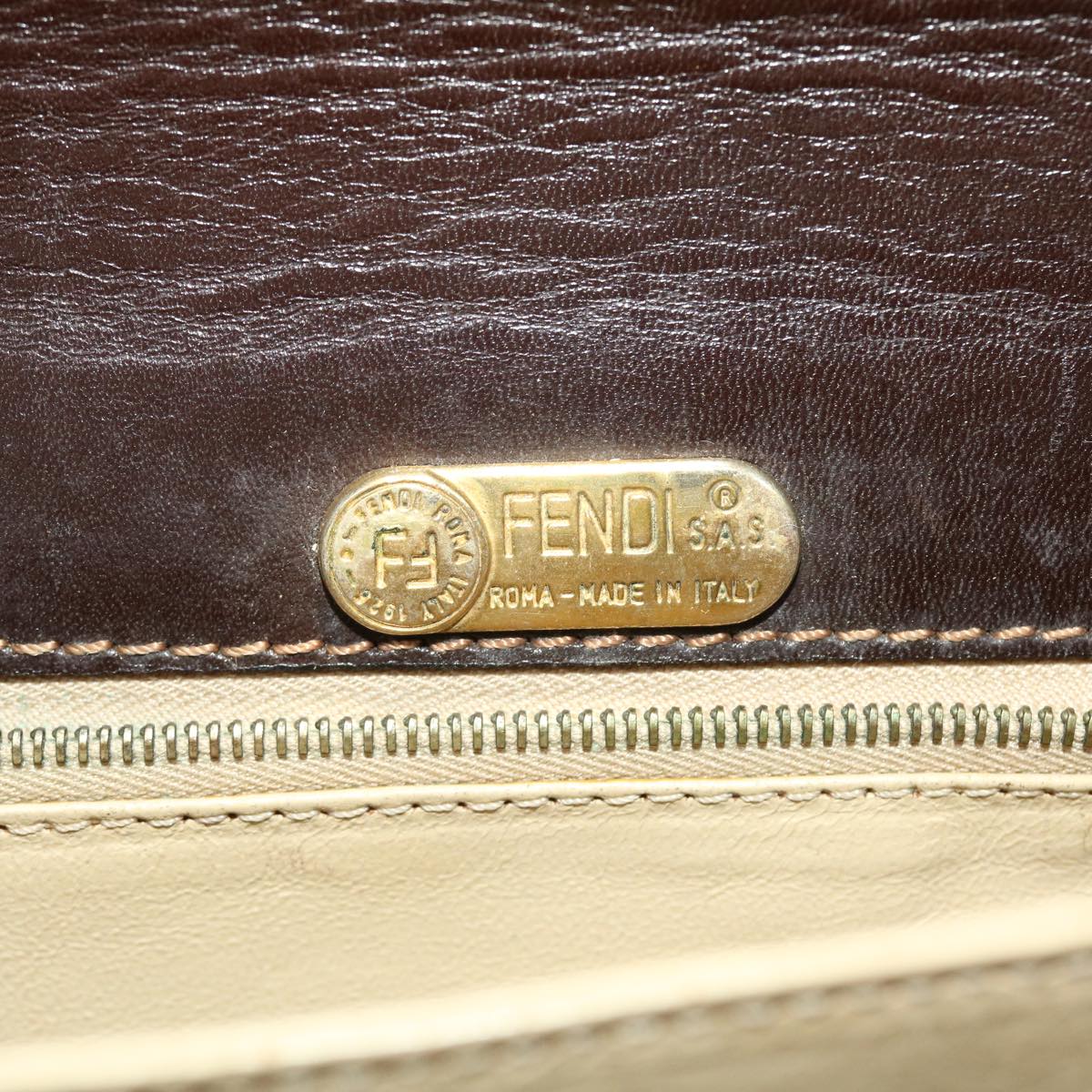 FENDI Shoulder Bag Leather Brown ar9569