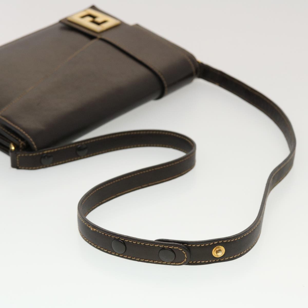 FENDI Shoulder Bag Leather Brown ar9569